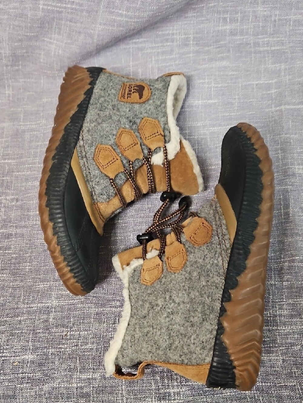 Sorel Youth Out 'N About Plus Felt Waterproof Duck Boots Size 3Y - Picture 2 of 9
